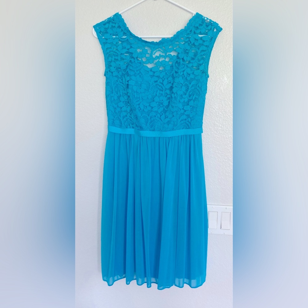 David’s Bridal Short Formal Blue Dress Size 4